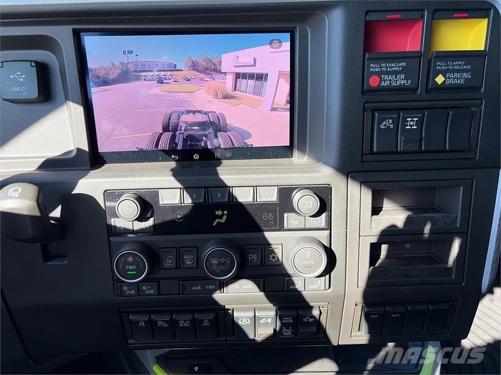 Volvo VNL64T860 Camiones tractor