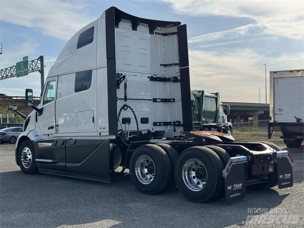 Volvo VNL64T860 Camiones tractor