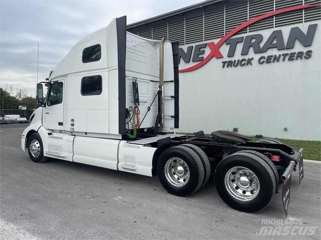 Volvo VNL64T860 Camiones tractor