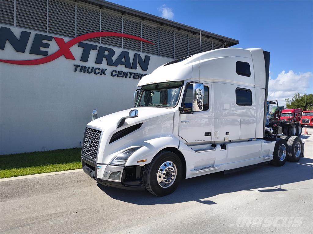 Volvo VNL64T860 Camiones tractor