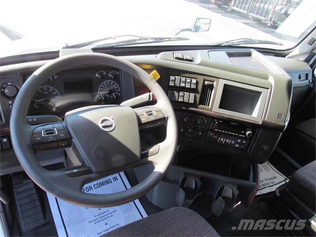 Volvo VNL64T860 Camiones tractor