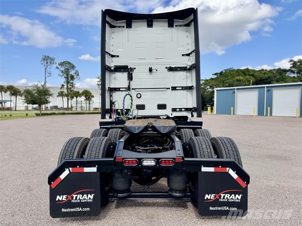 Volvo VNL64T860 Camiones tractor