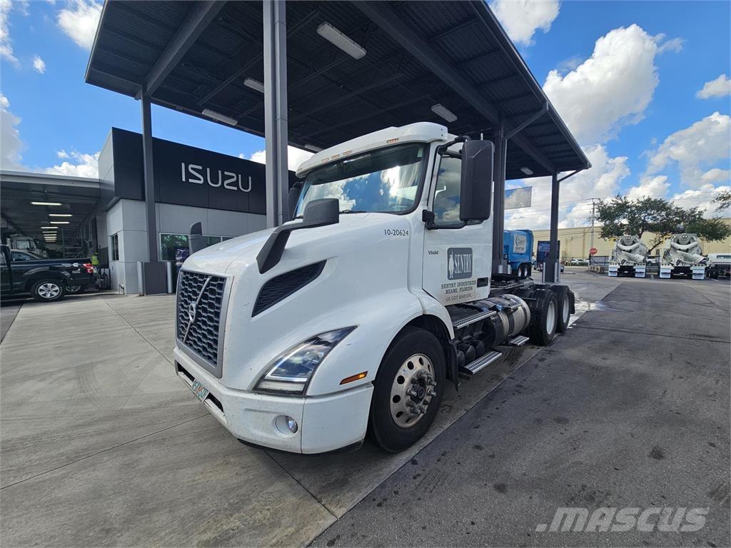 Volvo VNR64T300 Camiones tractor