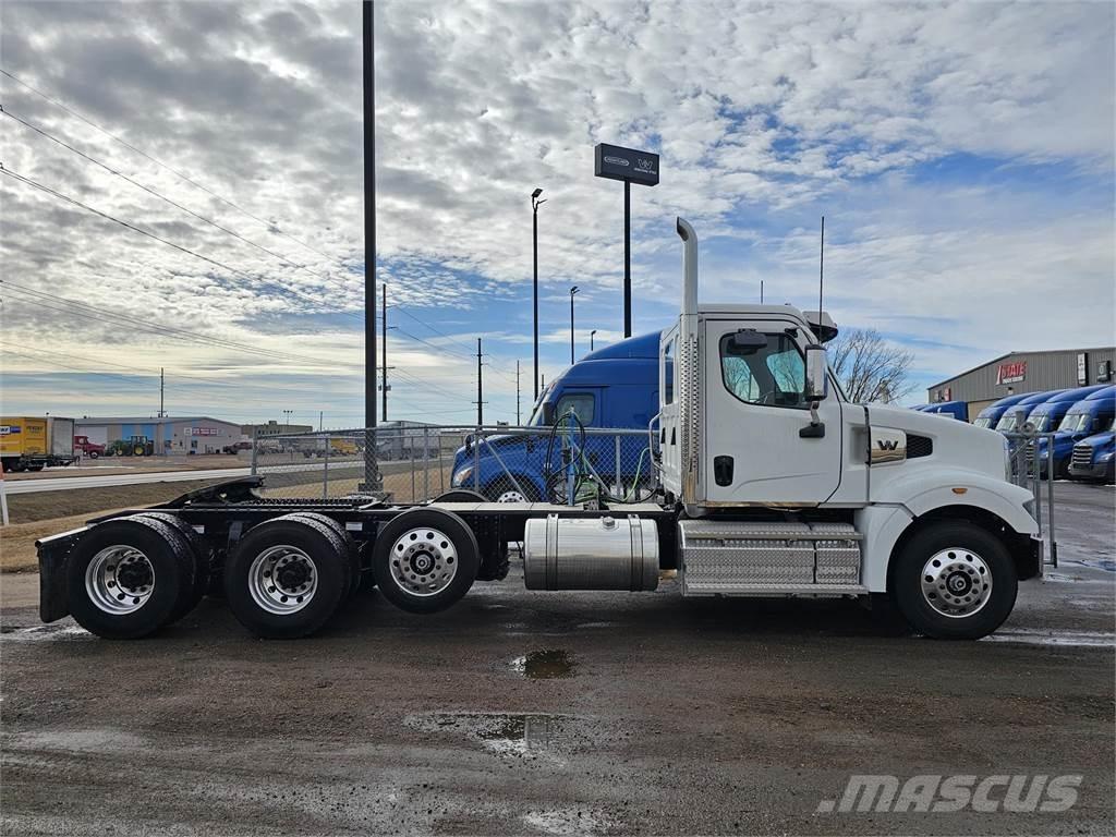 Western Star 49X Camiones con chasís y cabina