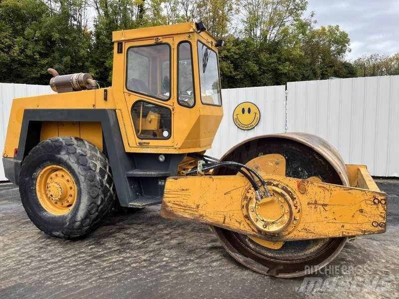 Bomag BW213D Compactadoras de suelo