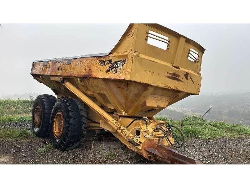 CAT D250B Bañeras