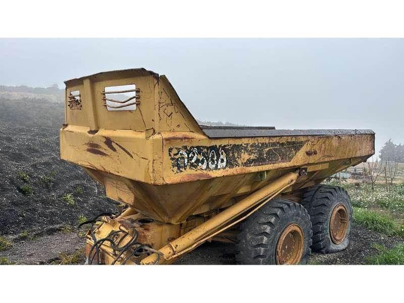 CAT D250B Bañeras