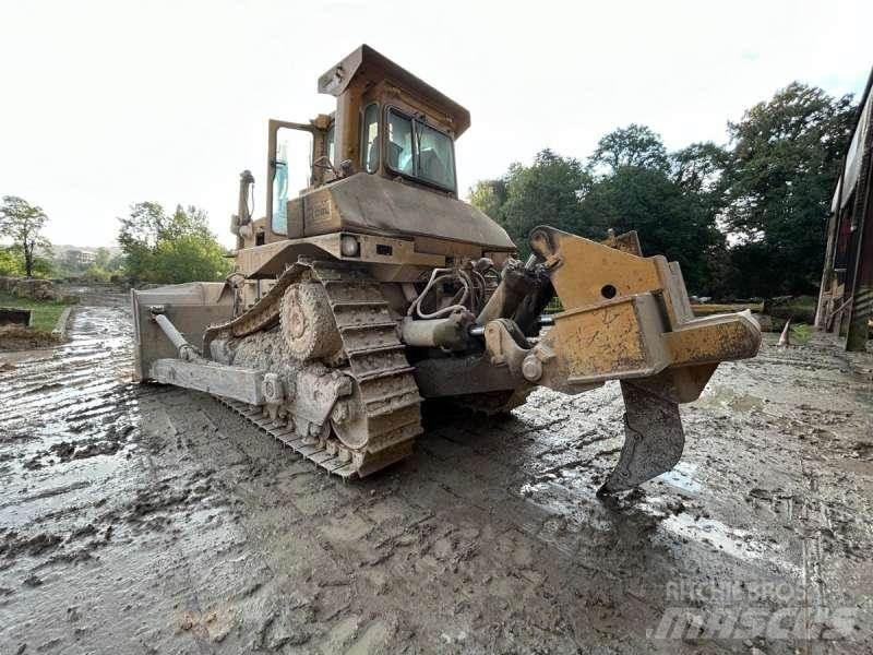 CAT D8L Buldozer sobre oruga