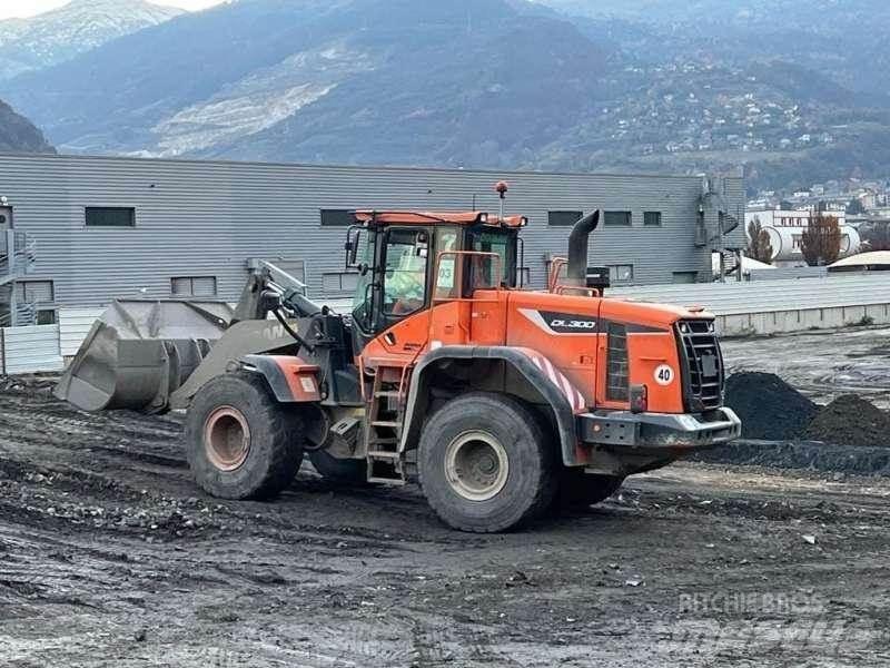 Doosan DL300 Cargadoras sobre ruedas