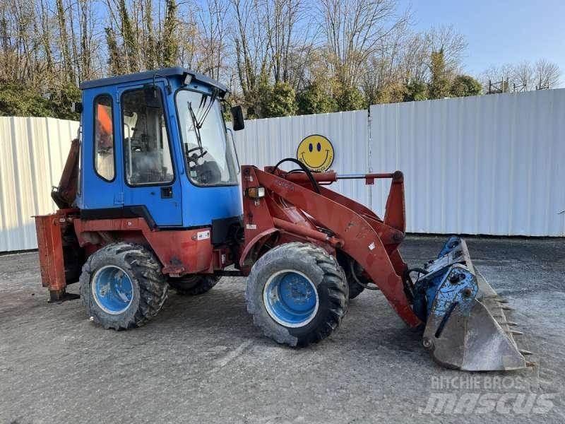 Kubota R520 Retrocargadoras