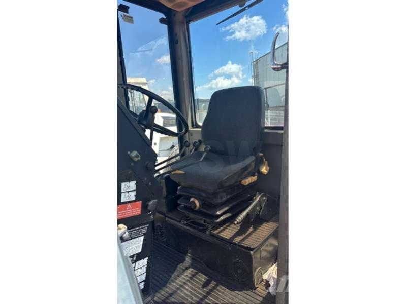 O&K F106A Niveladoras