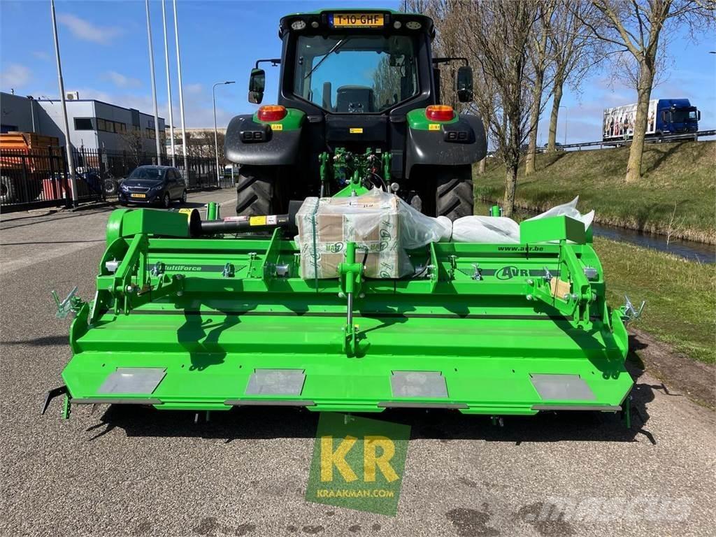 AVR MultiForce Cultivadoras para cultivos en hilera