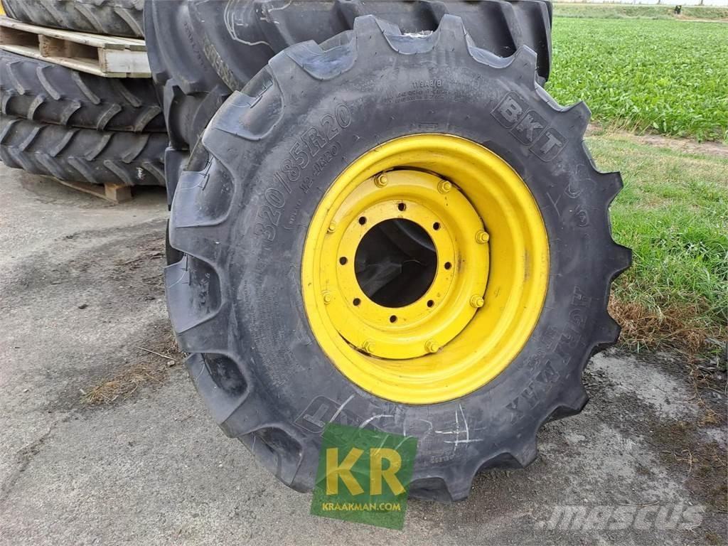 BKT 320/85R20 855 Ruedas