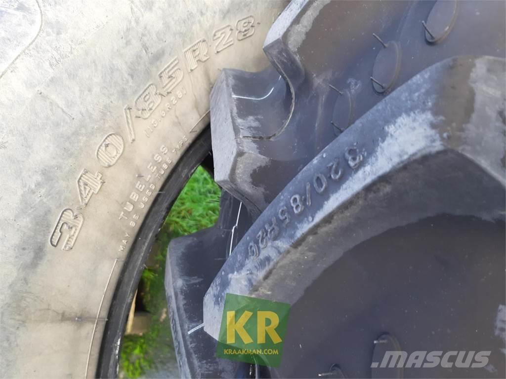 BKT 320/85R20 855 Ruedas
