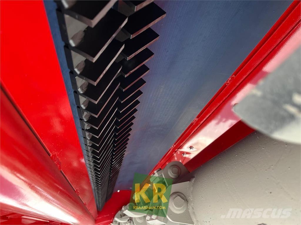 Dücker UM Segadoras y cortadoras de hojas para pasto