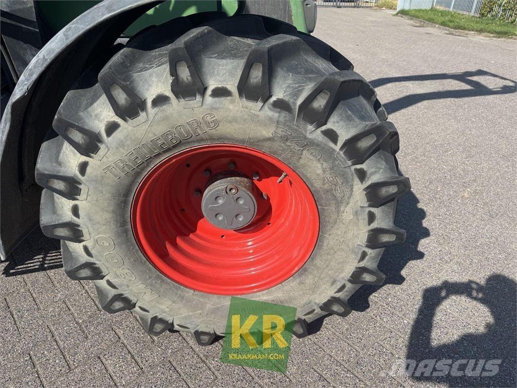 Fendt 716 Vario Tractores