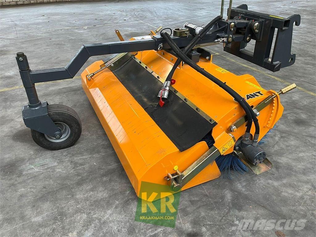 GiANT Veegmachine Barredoras