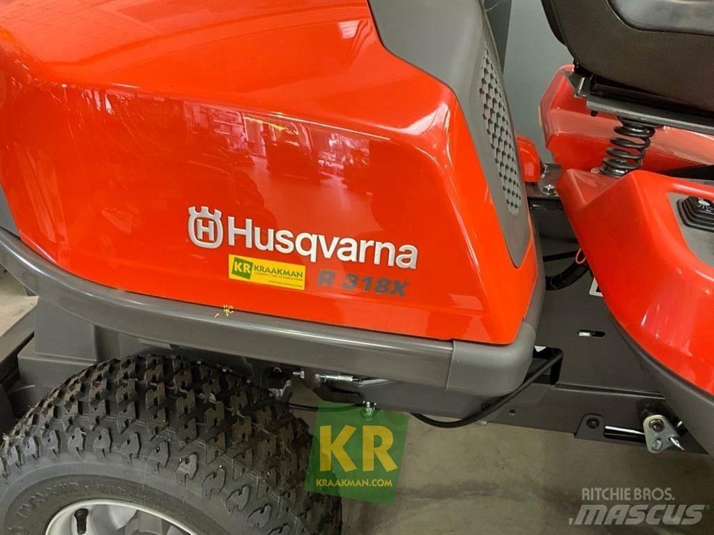 Husqvarna R318X Tractores corta-césped