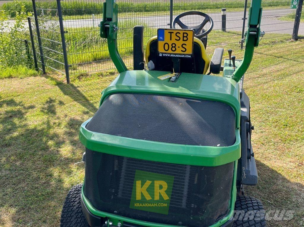 John Deere 1580 Corta-césped para remates, antegreens y roughs