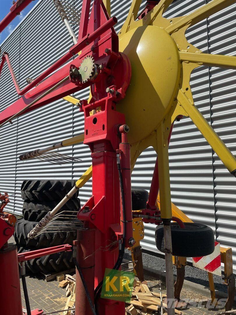 Pöttinger 881A Rastrilladoras y rastrilladoras giratorias