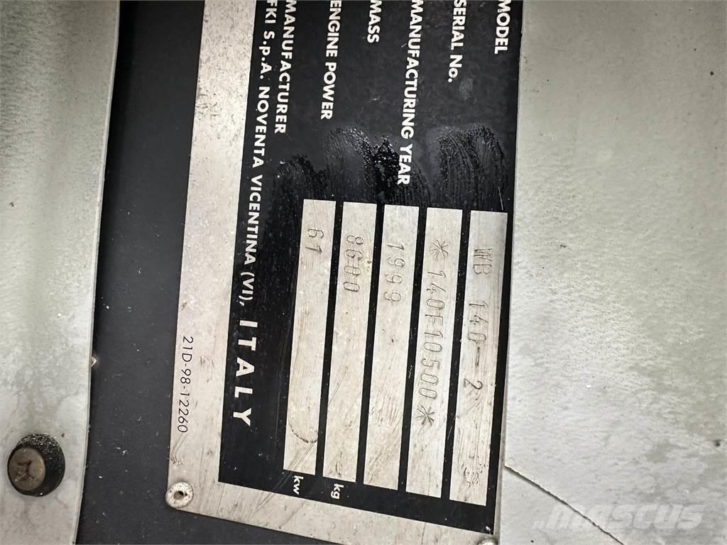 Komatsu WB140 Retrocargadoras