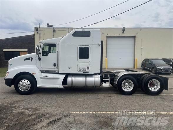 Kenworth T660 Camiones tractor