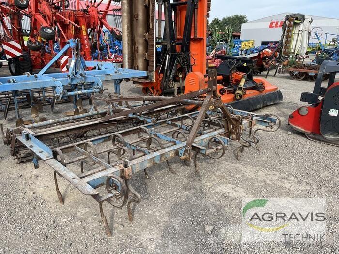  FEDERZINKENEGGE Gradas