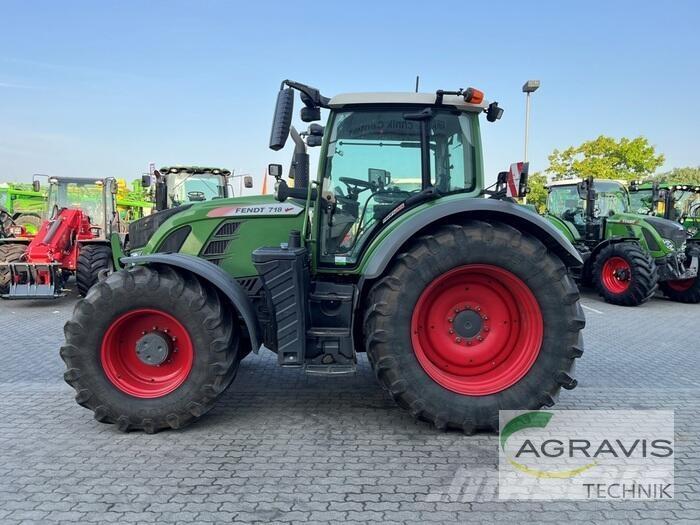 Fendt 718 VARIO S4 Tractores