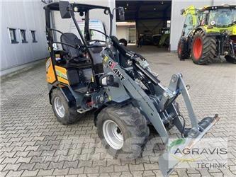 GiANT G2200E Cargadoras sobre ruedas