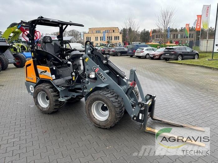 GiANT G2500 HD Cargadoras sobre ruedas