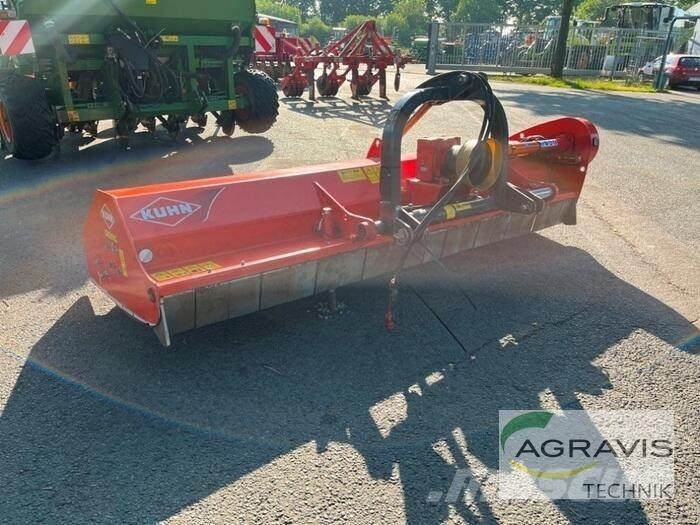 Kuhn BP 28 Segadoras y cortadoras de hojas para pasto
