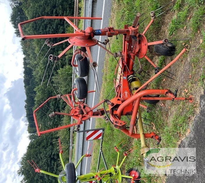 Kuhn GF 4201 MH Rastrilladoras y rastrilladoras giratorias