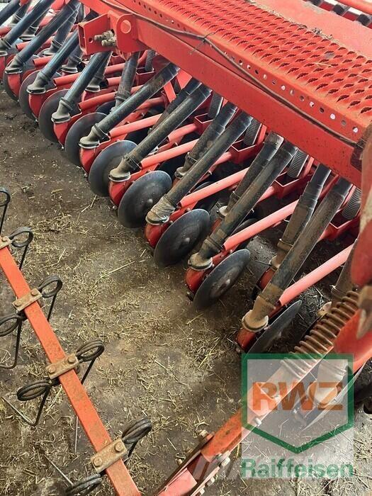 Kuhn INTEG2-3M / HR304D Taladros