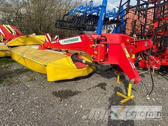 Pöttinger NOVACAT 352 Podadoras