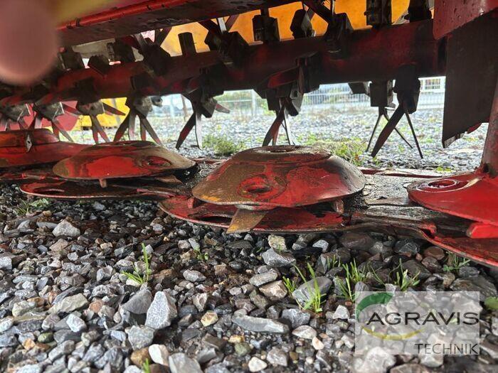 Pöttinger NOVACAT X 8 Perforadoras combinadas