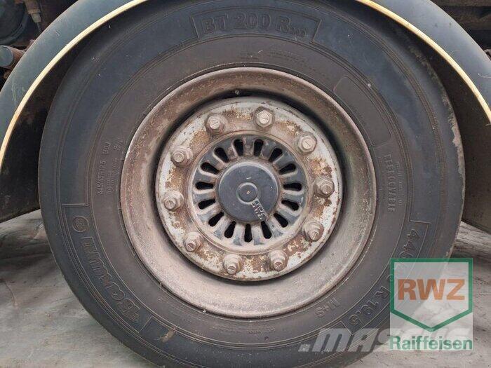 Schmitz  Otros remolques