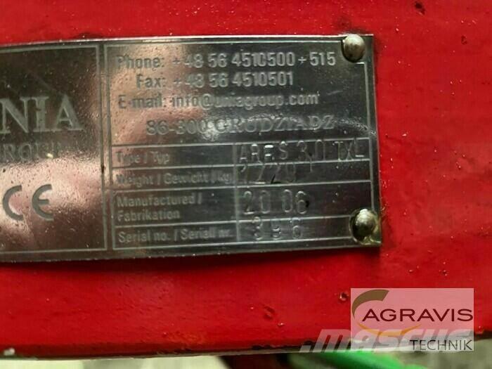 Unia ARES 3 TXL Gradas