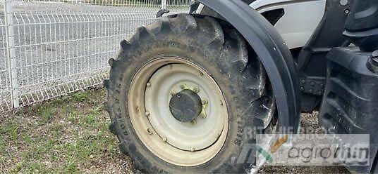 Valtra N135D Tractores