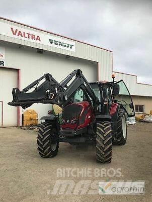 Valtra N154D Tractores