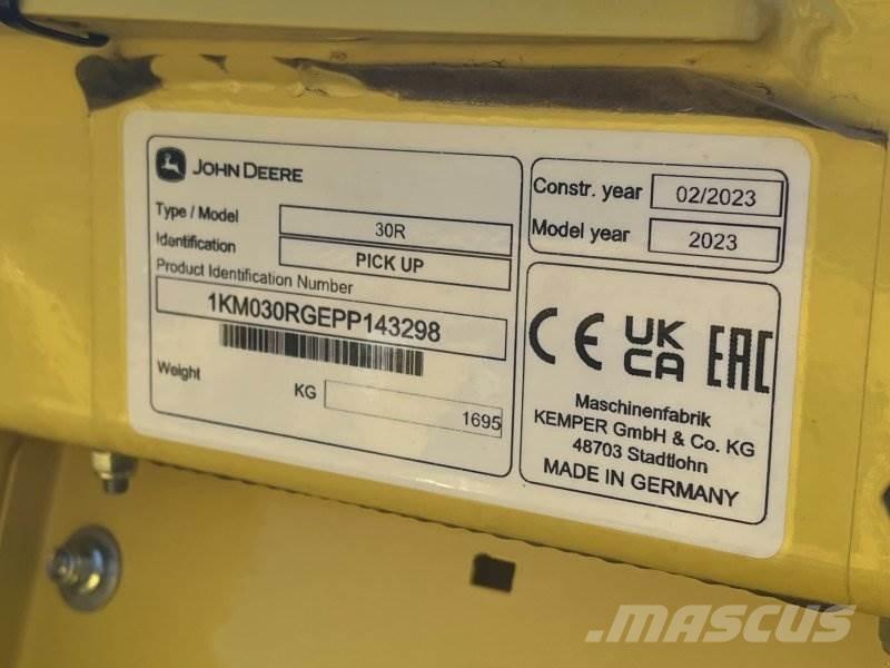 John Deere 30R Accesorios para maquinaria de heno y forraje