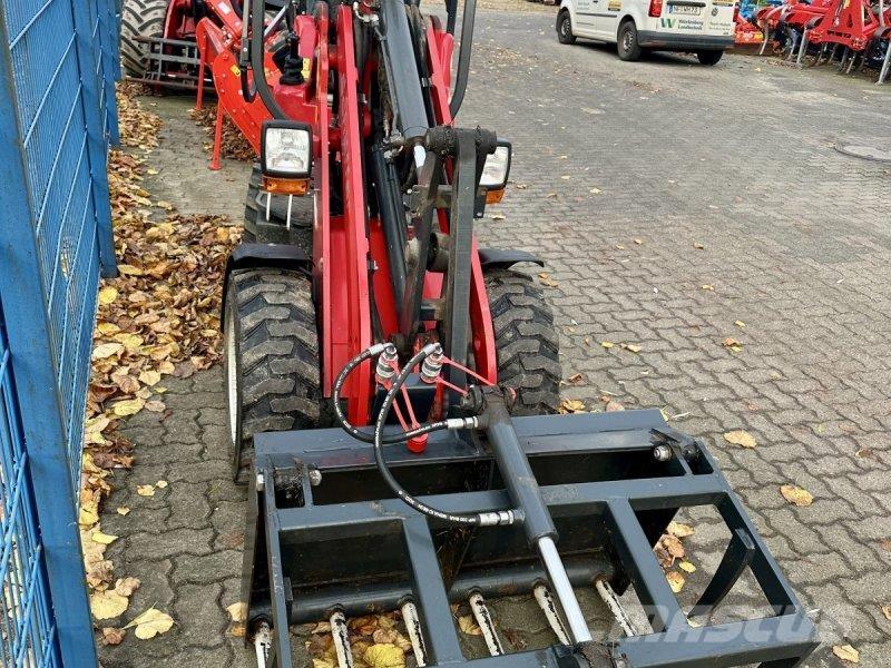 Schäffer 2028 Cargadoras y excavadoras frontales