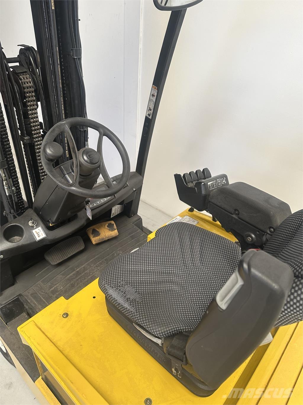 Yale ERP16ATF AC (SWB) Carretillas de horquilla eléctrica