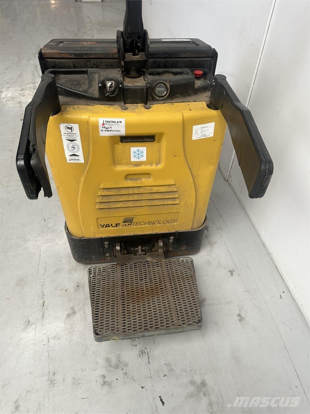 Yale MP20X FBW - 400 AH Montacargas con plataformas de baja elevación