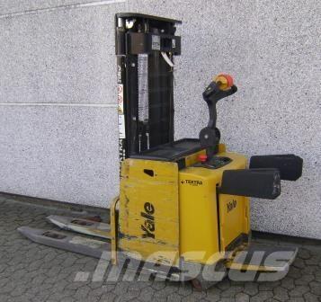 Yale MS12X Apiladoras eléctricos