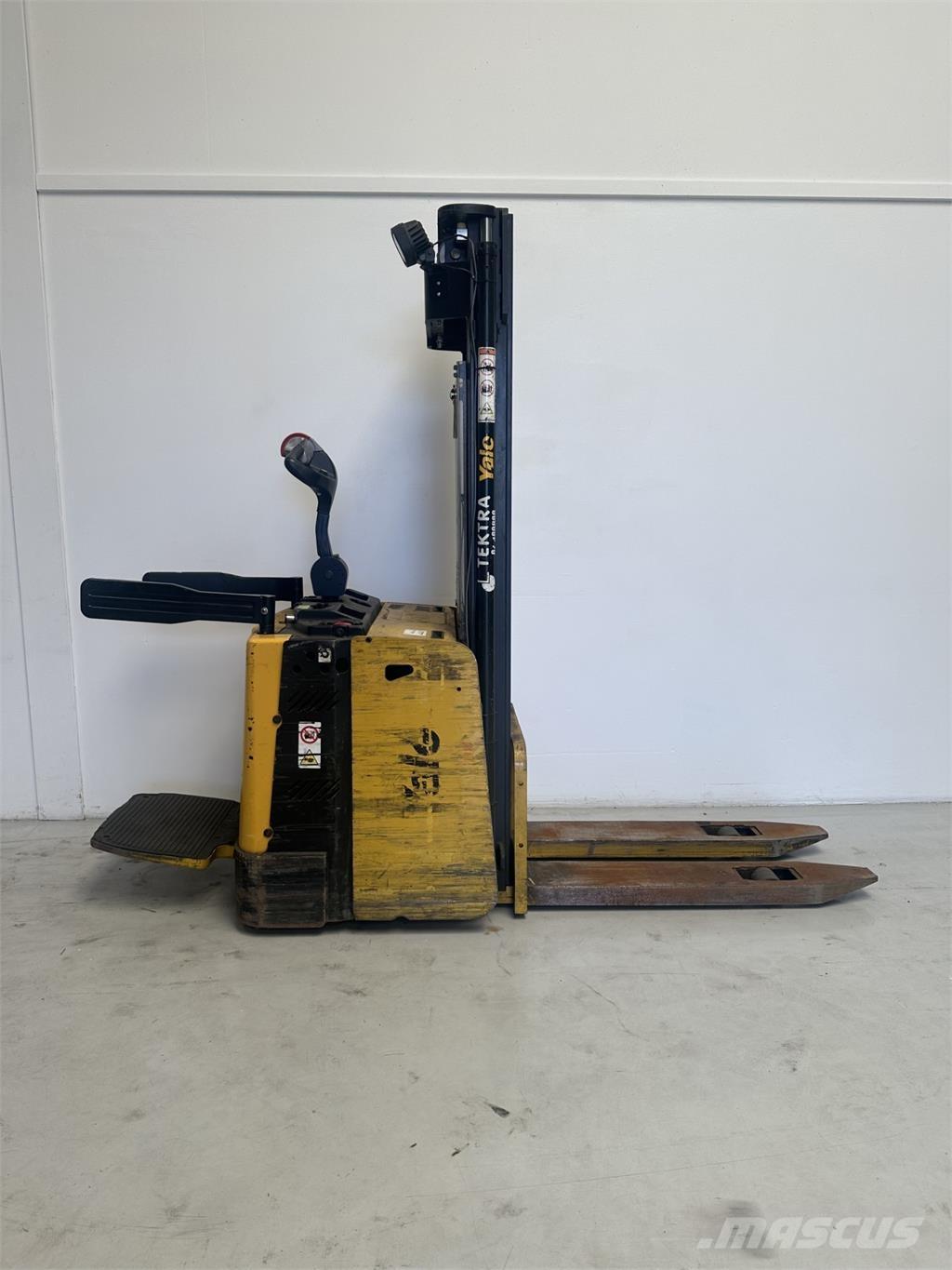 Yale MS15XIL Apiladoras eléctricos