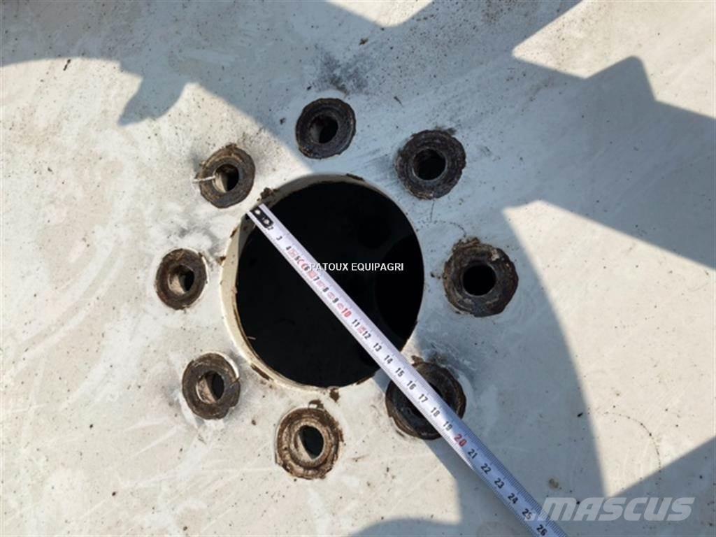 Alliance 300/95R46 Ruedas