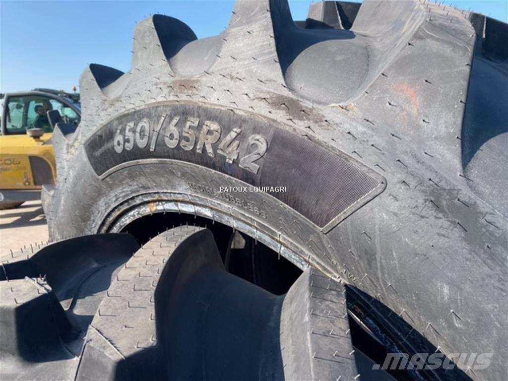 BKT 650/65R42 Ruedas