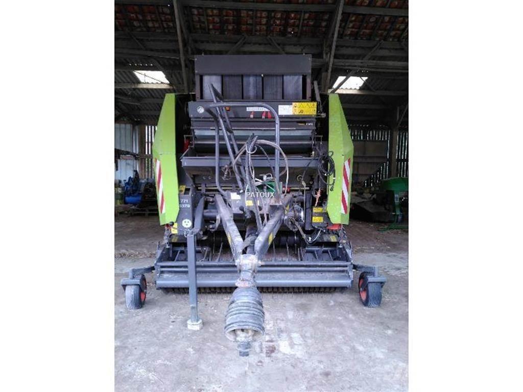 CLAAS VARIANT 370 Empacadoras circular