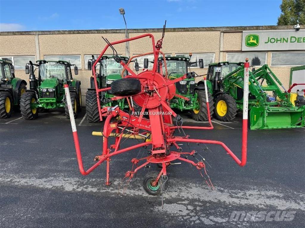 Kverneland 8046 Rastrilladoras y rastrilladoras giratorias