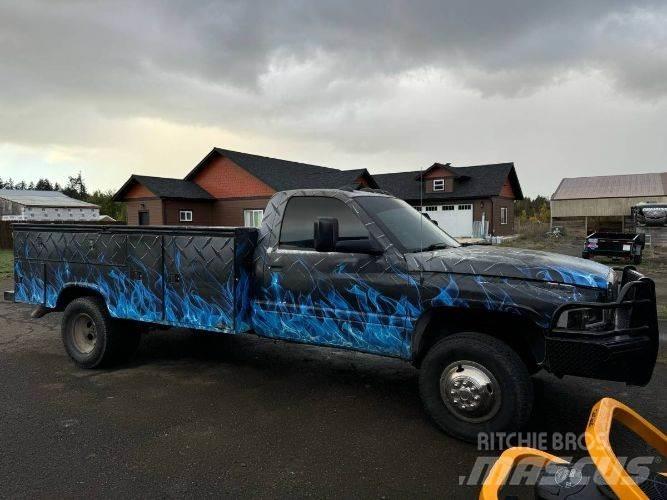 Dodge 3500 Vehículos municipales multiusos